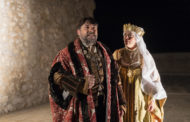 Gran èxit de la visita teatralitzada nocturna al Castell de Peníscola