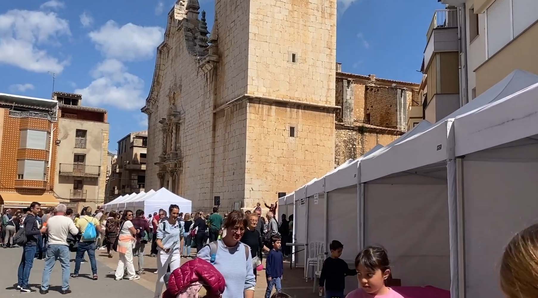 La Festa per la Llengua de La Jana reivindica la figura de Carme Miquel