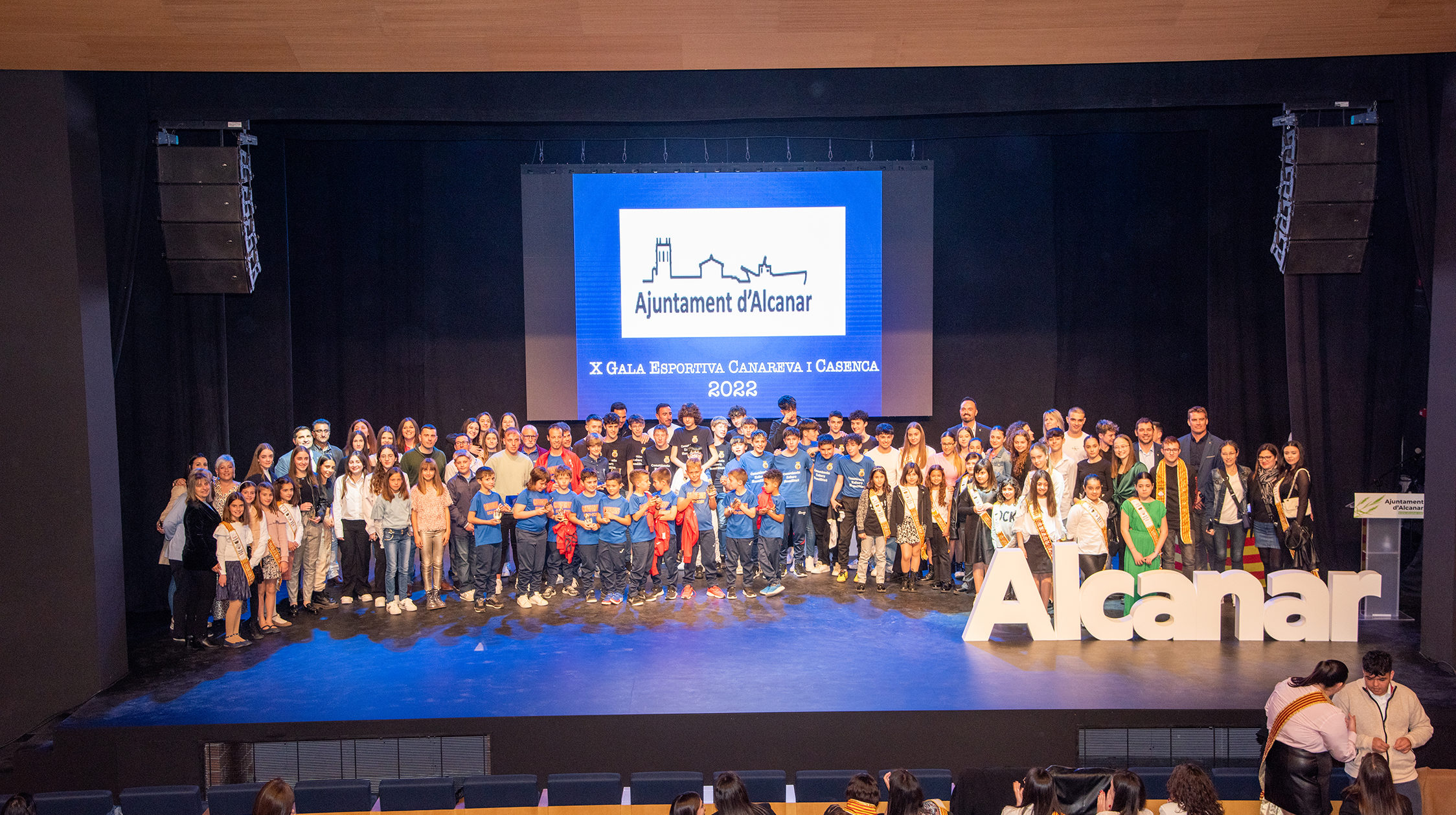 Edith Soler rep el premi a la millor esportista de l’any 2022 en la X Gala Esportiva d'Alcanar