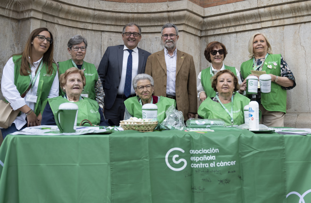Martí participa en el «Día de la Cuestación» de l'AECC