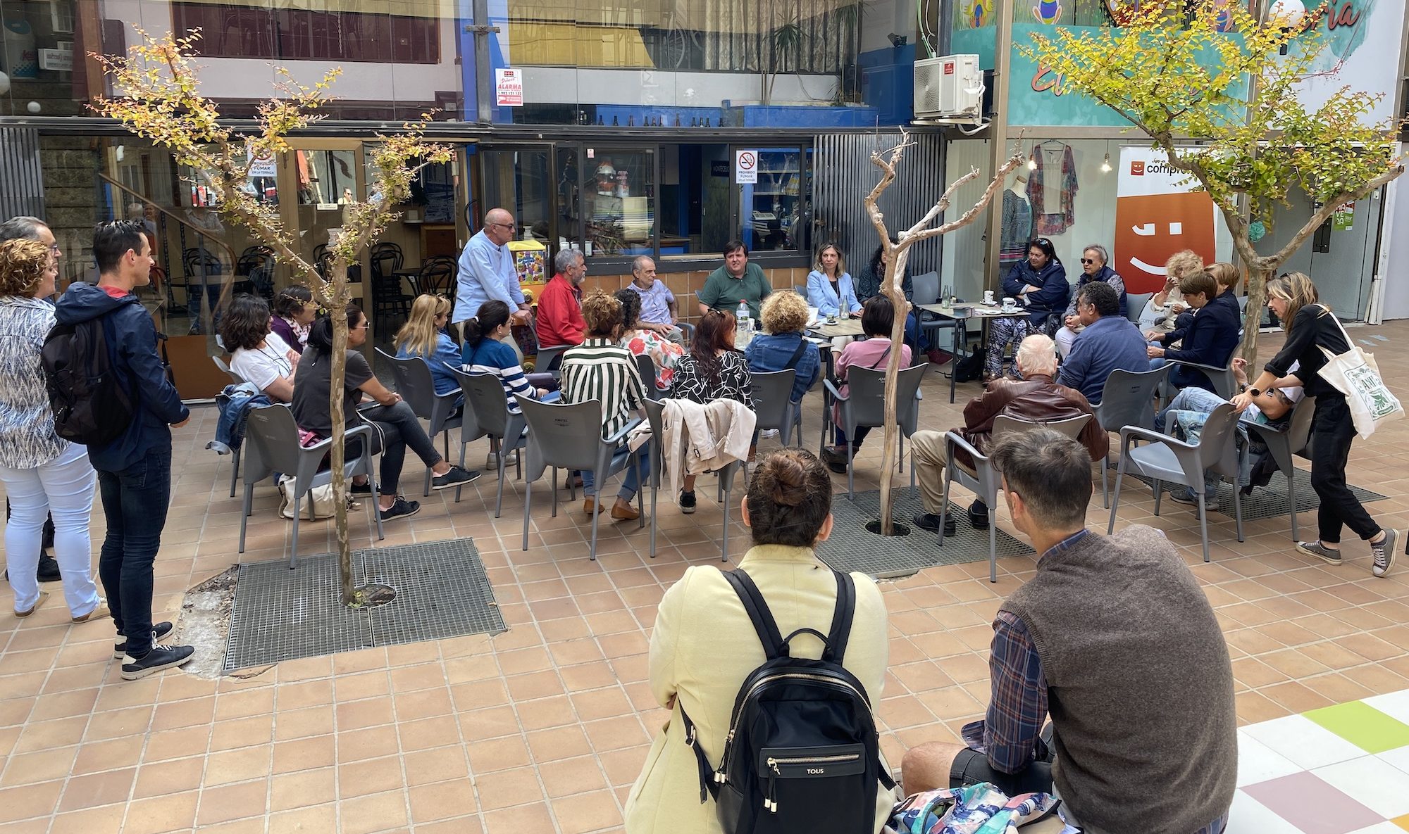 Compromís es compromet a revitalitzar el comerç de Benicarló amb accions promocionals i ajudes
