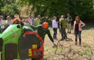 Transició Ecològica continua amb la biotrituració de restes agrícoles en zones properes a parcs naturals