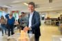 El president de la Generalitat i candidat del PSPV-PSOE, Ximo Puig, exerceix el seu dret al vot
