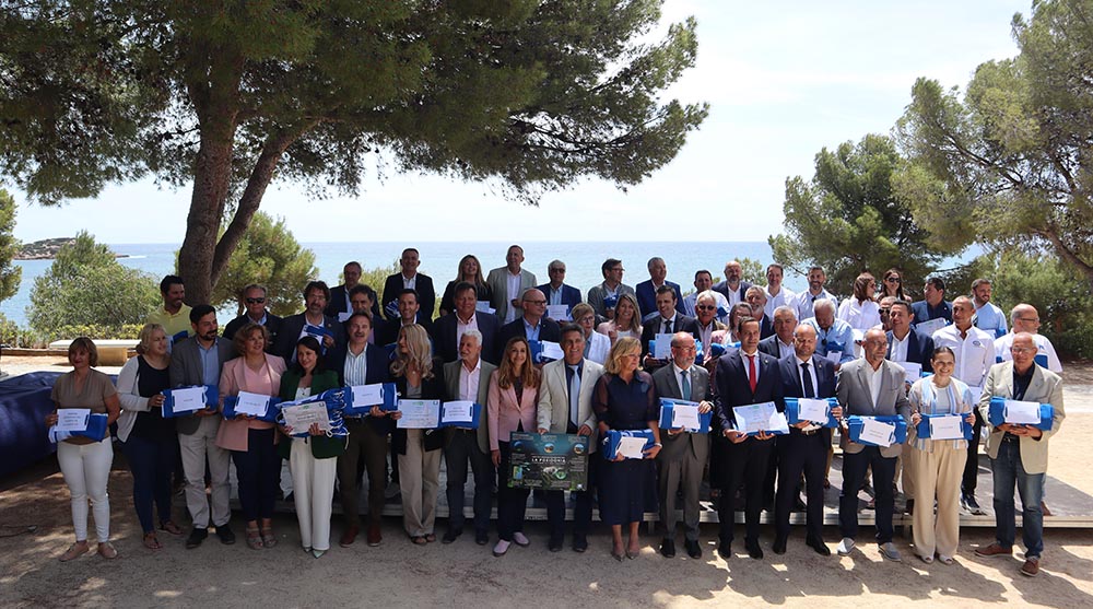 La costa valenciana consolida la qualitat de les platges amb 153 banderes blaves