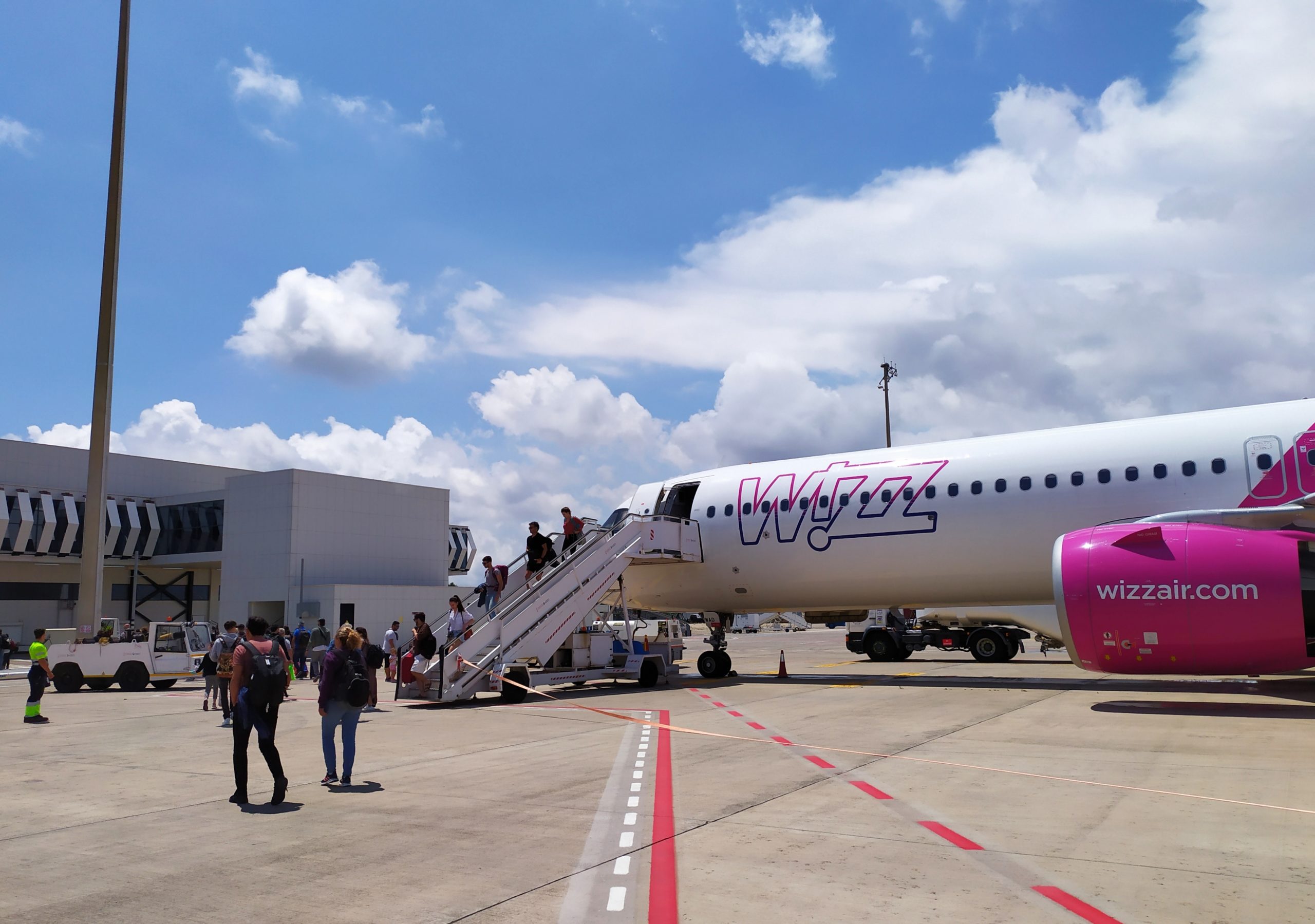 L'aeroport de Castelló reforça les rutes de Bucarest i Katowice amb l'activació d'un tercer vol setmanal
