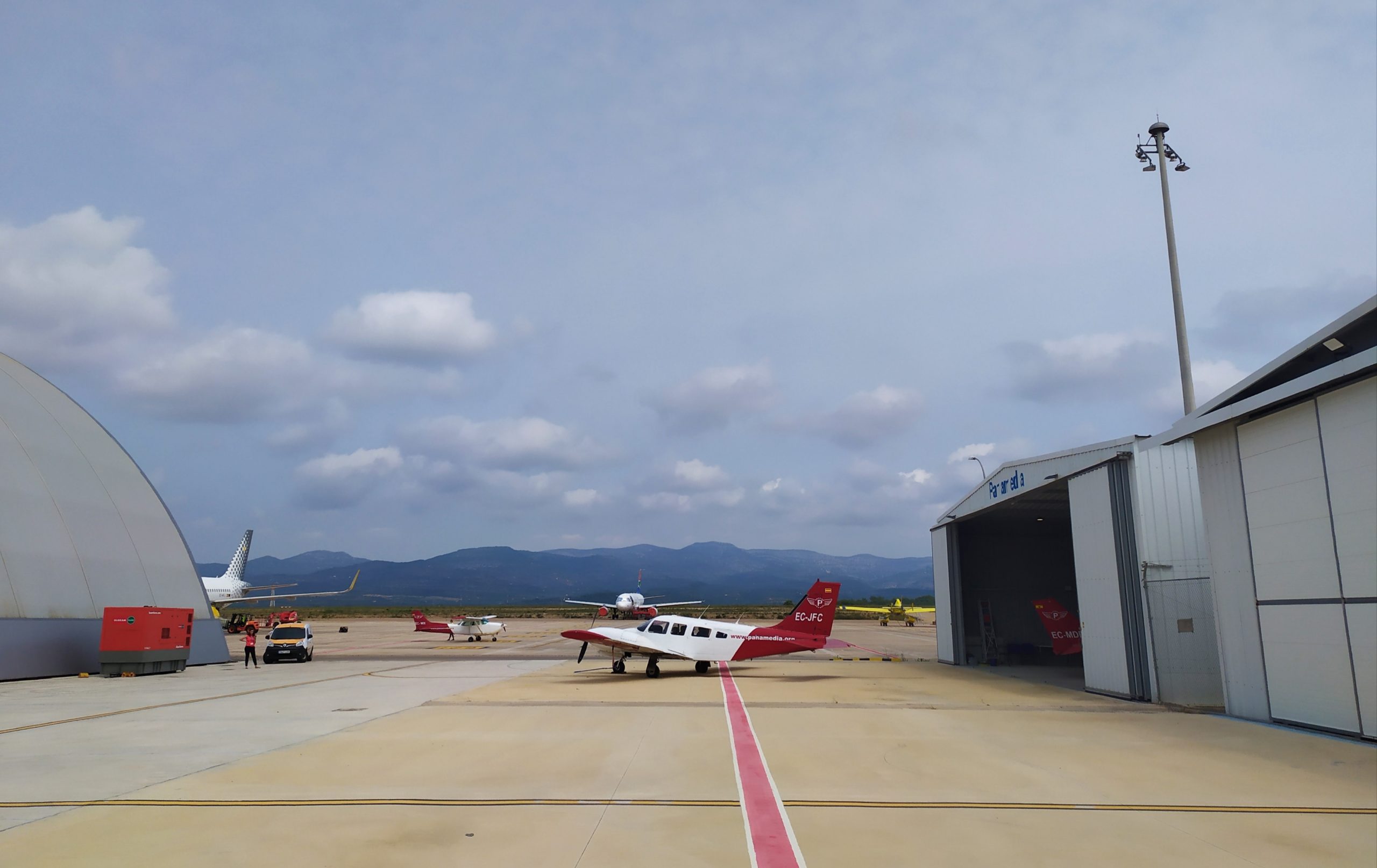 L'aeroport de Castelló impulsa la construcció d'un nou hangar per a activitats industrials i formatives