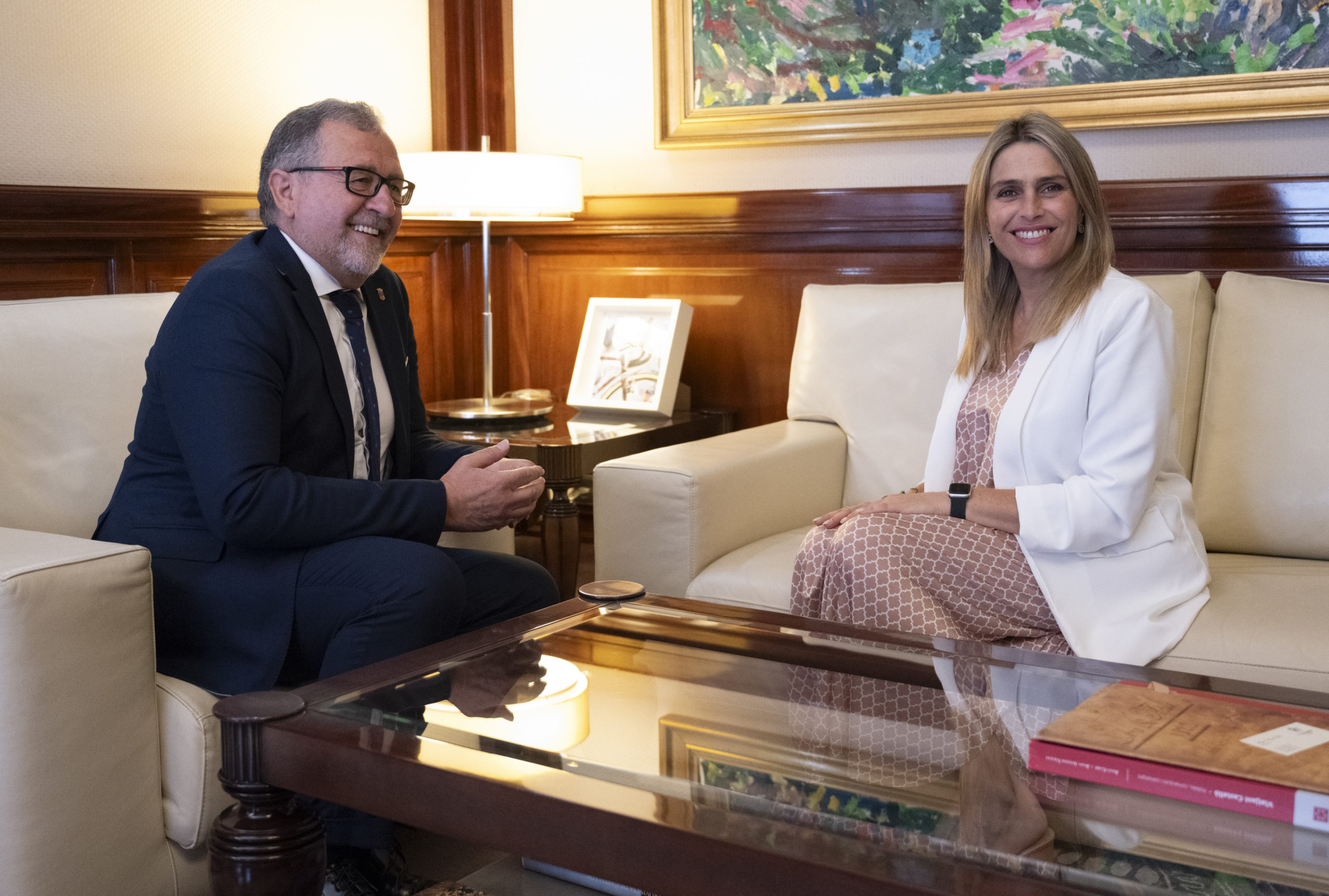 José Martí i Marta Barrachina avancen en el traspàs de poders de la Diputació