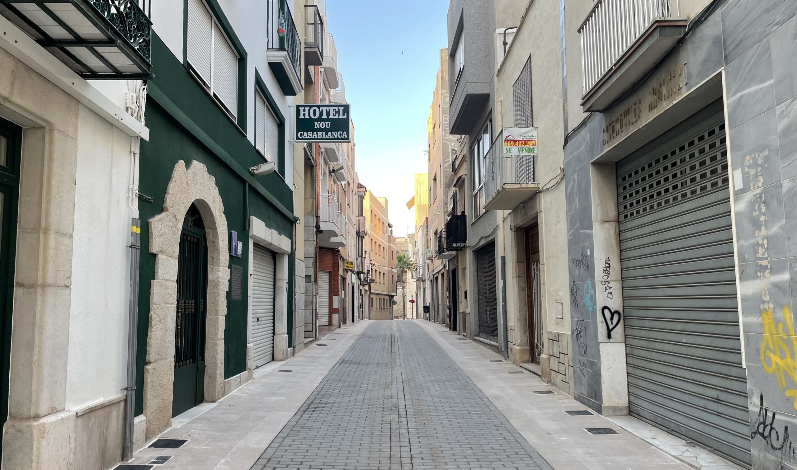 Finalitzen les obres de rehabilitació del carrer de Santa Anna de Vinaròs