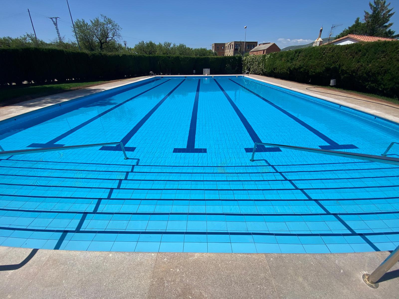 Tírig inverteix 130.000 euros en la reforma de la piscina