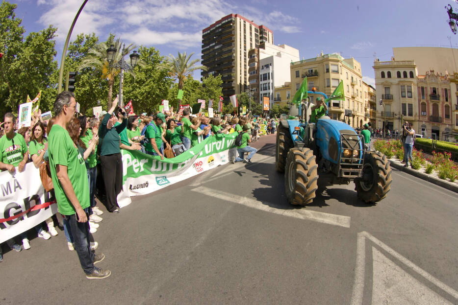 Falomir proposa un pacte que garantisca la instal·lació de plantes de renovables «amb respecte al territori»