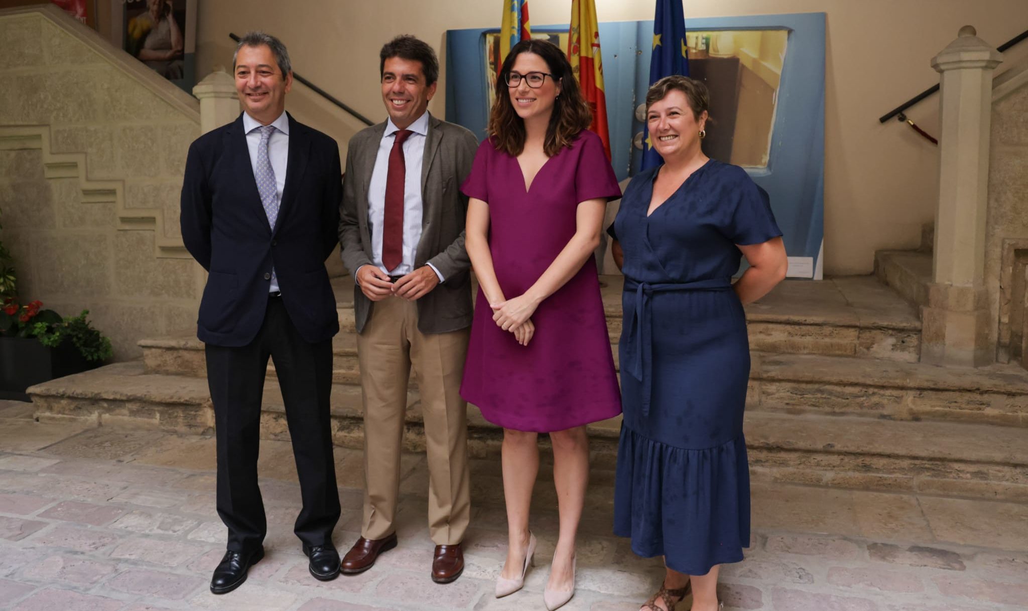 Mazón anuncia una reducció de càrrecs polítics en el nou Consell amb un estalvi de 3 M en tota la legislatura