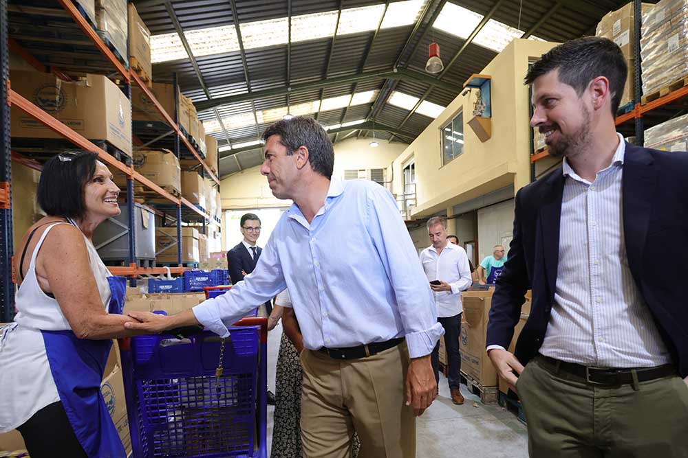 Mazón apel·la a la solidaritat d'empreses, ciutadania i administracions per a combatre la pobresa