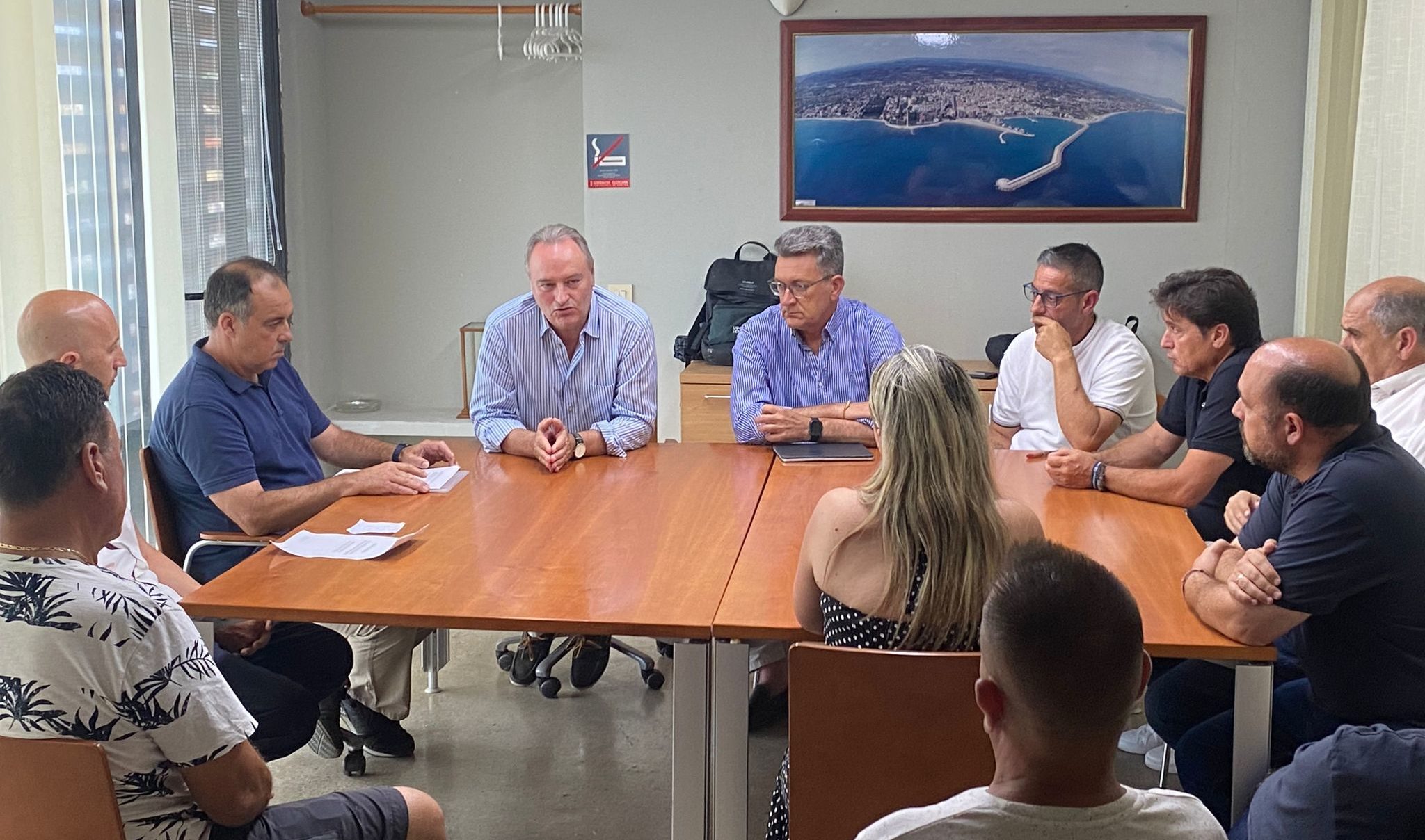 Alberto Fabra (PP) defensa a les 800 famílies que viuen de la pesca «perquè el seu esforç és garantia d'èxit»