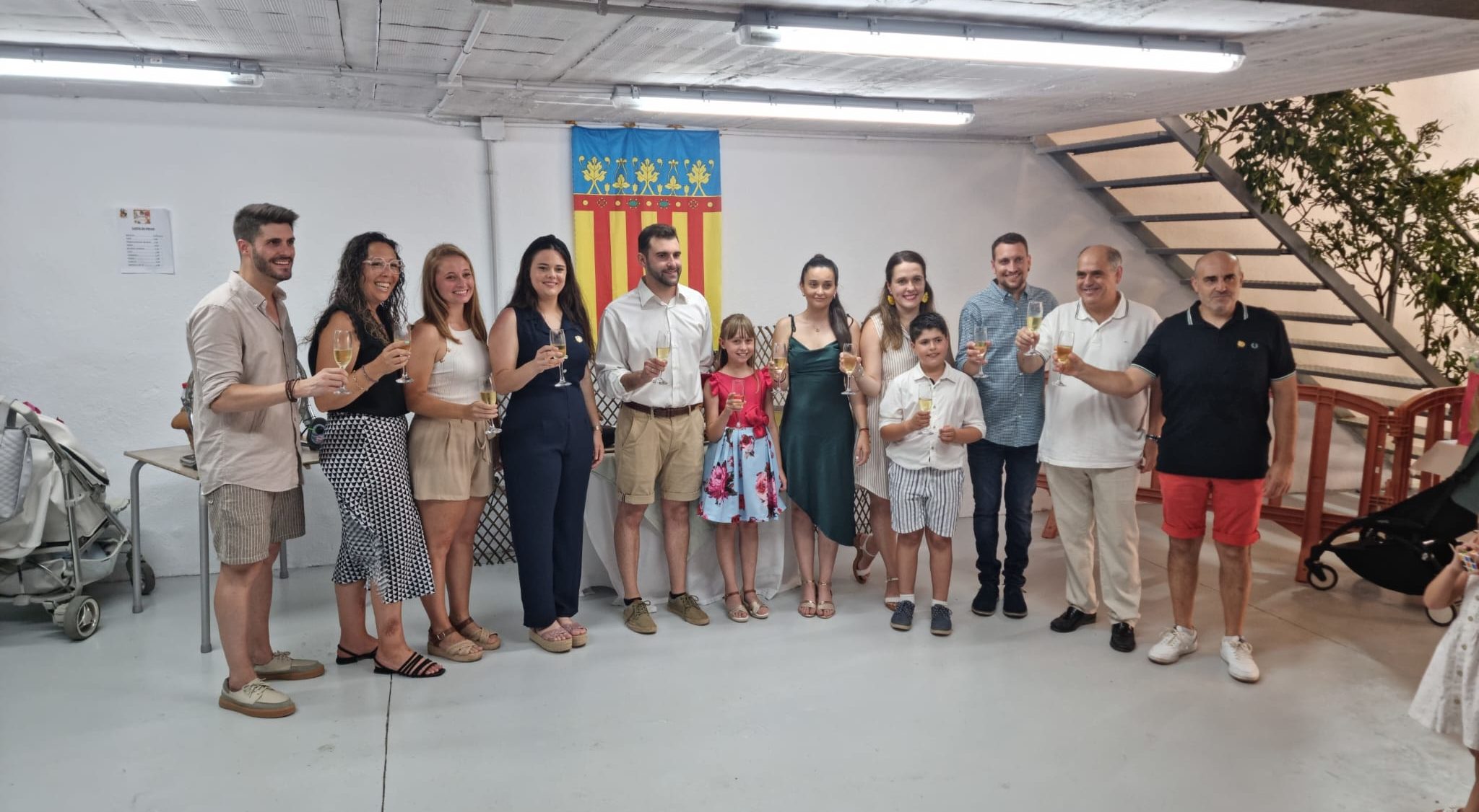 Representants de la JLF de Benicarló assisteixen a la inauguració del Casal de la Falla 9 d'Octubre