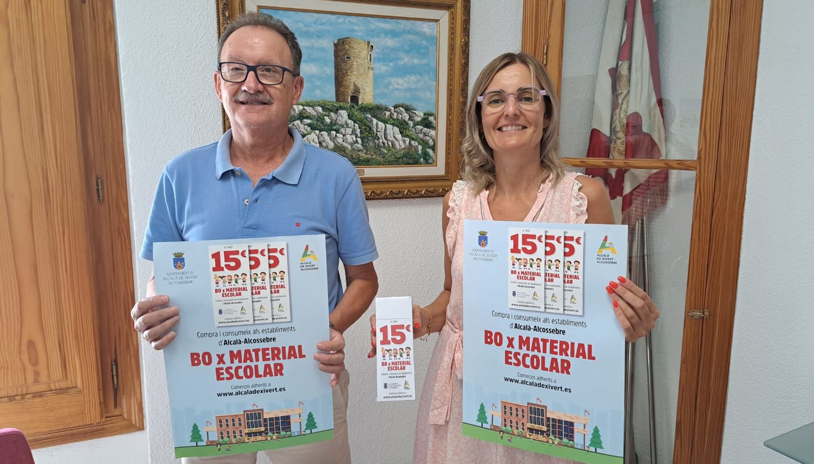 Alcalà-Alcossebre renova la campanya de bons per a comprar material escolar en els comerços locals