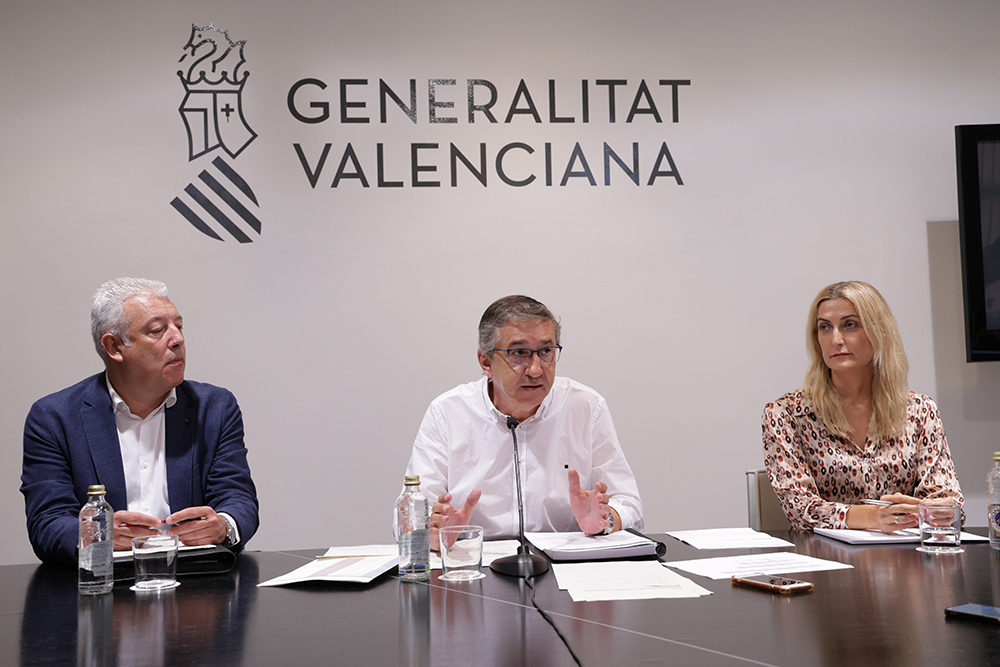 Educació trasllada a l'Advocacia l'abandó de llocs de treball relacionats amb el procés de places