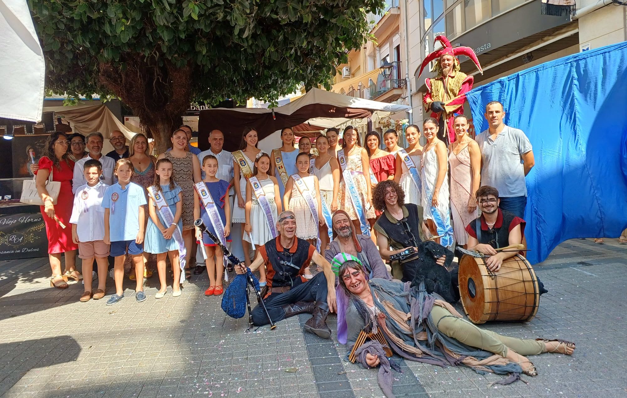 El Mercat Medieval de Benicarló registra una bona afluència de públic a pesar del temps