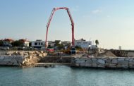 La construcció de la passarel·la del riu Cervol de Vinaròs continua a bon ritme