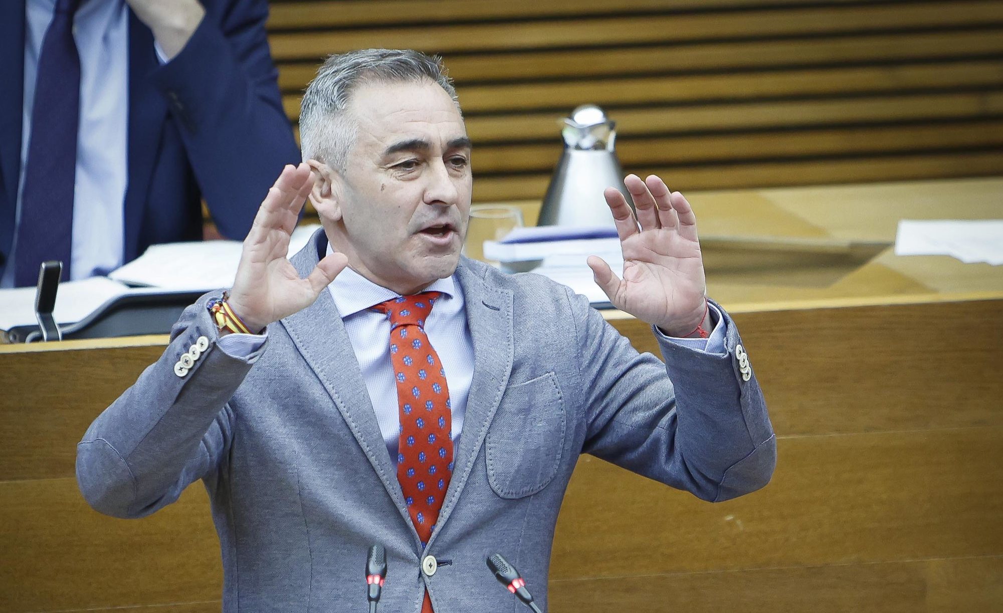 El PP diu que Mazón «compleix al reduir impostos, despesa política i despolititzar la gestió»
