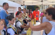 Peníscola reparteix dolços típics i moscatell als seus turistes en les Festes Patronals