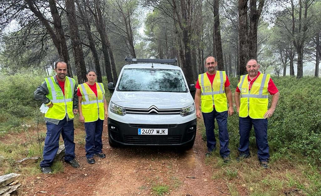 Tírig forma una brigada forestal