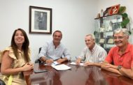 L'Ajuntament de Peníscola i el Centre d'Iniciatives Culturals signen un conveni per a fomentar la cultura