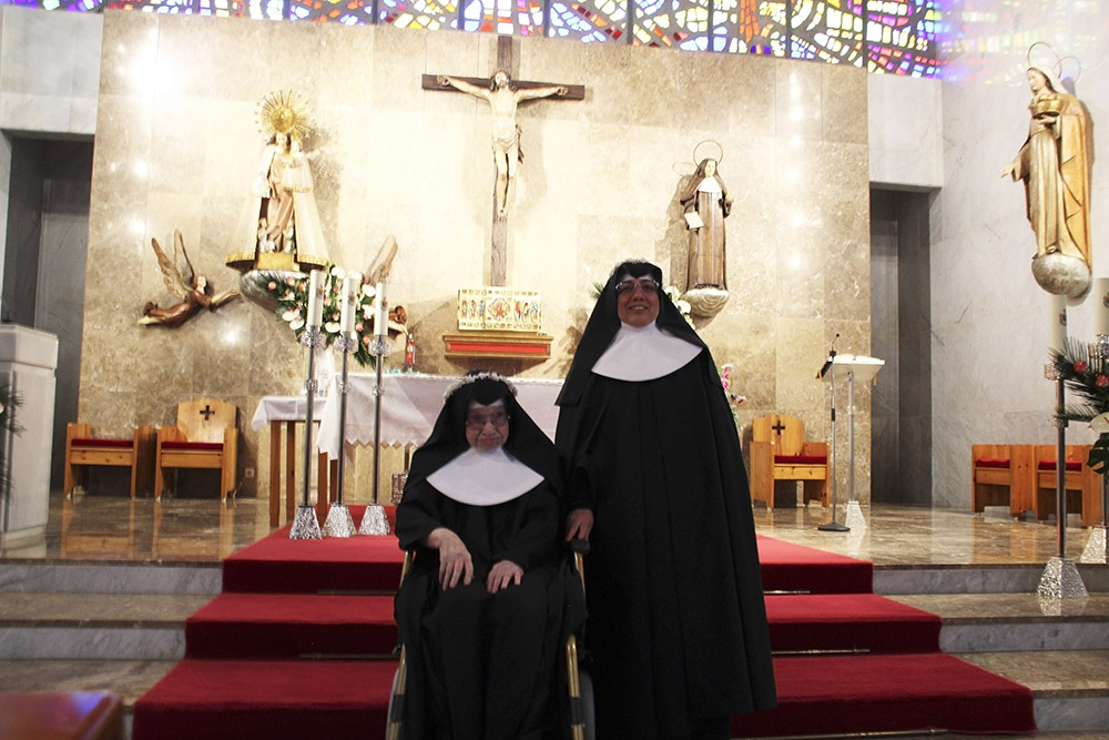 Aniversari de les germanes Felicidad i Luzmila de la Residència Sant Sebastià de Vinaròs