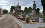 Vinaròs adequa el cementeri municipal amb motiu de la celebració de Tots Sants