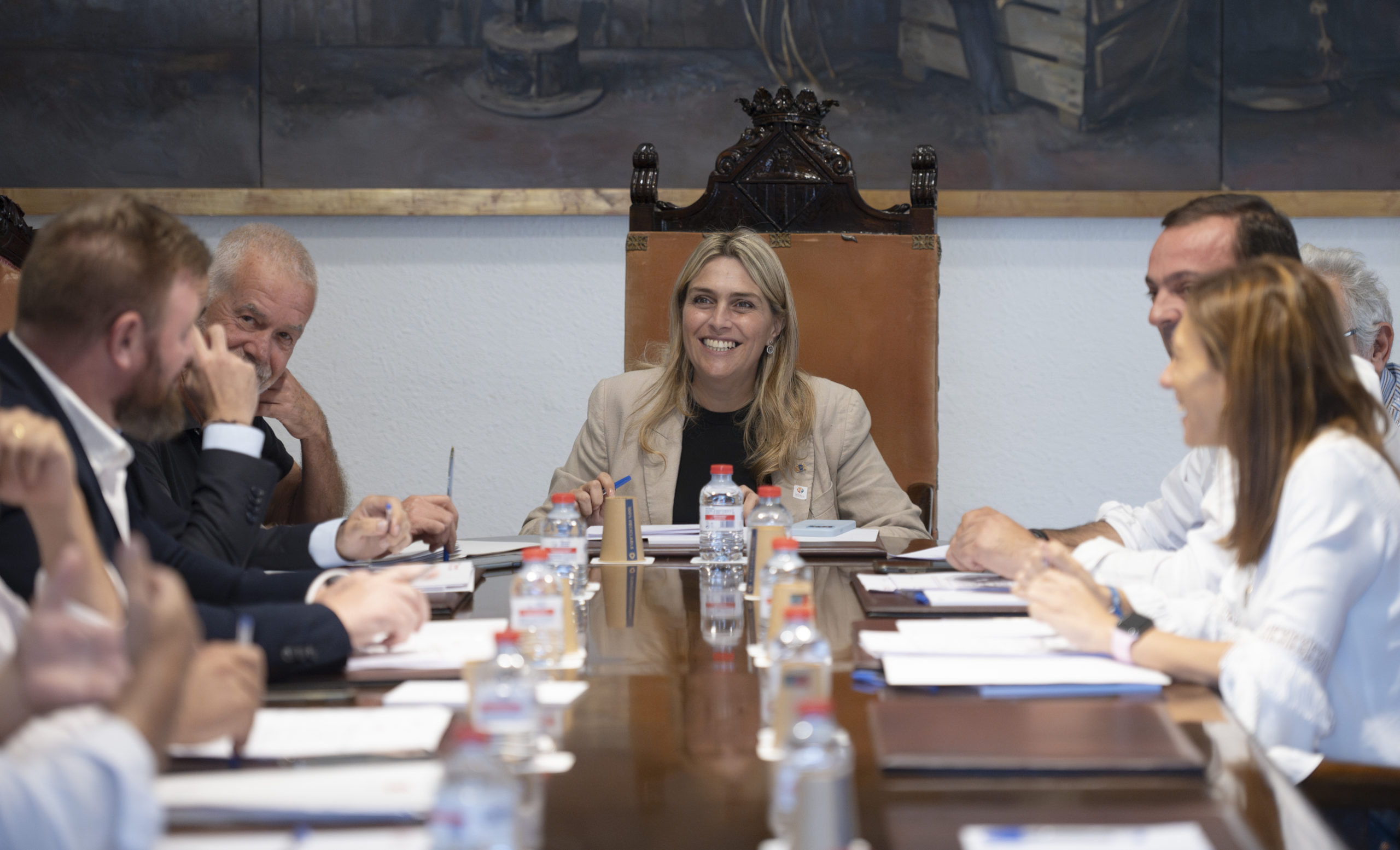 Barrachina dona resposta a les necessitats de personal de la Diputació per a millorar l'atenció i els serveis