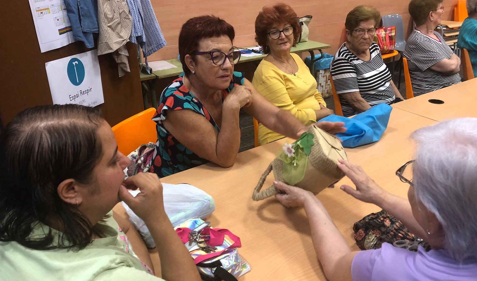 L'equip d'educació ambiental visita el Servei de Promoció de l'Autonomia Personal de Santa Magdalena