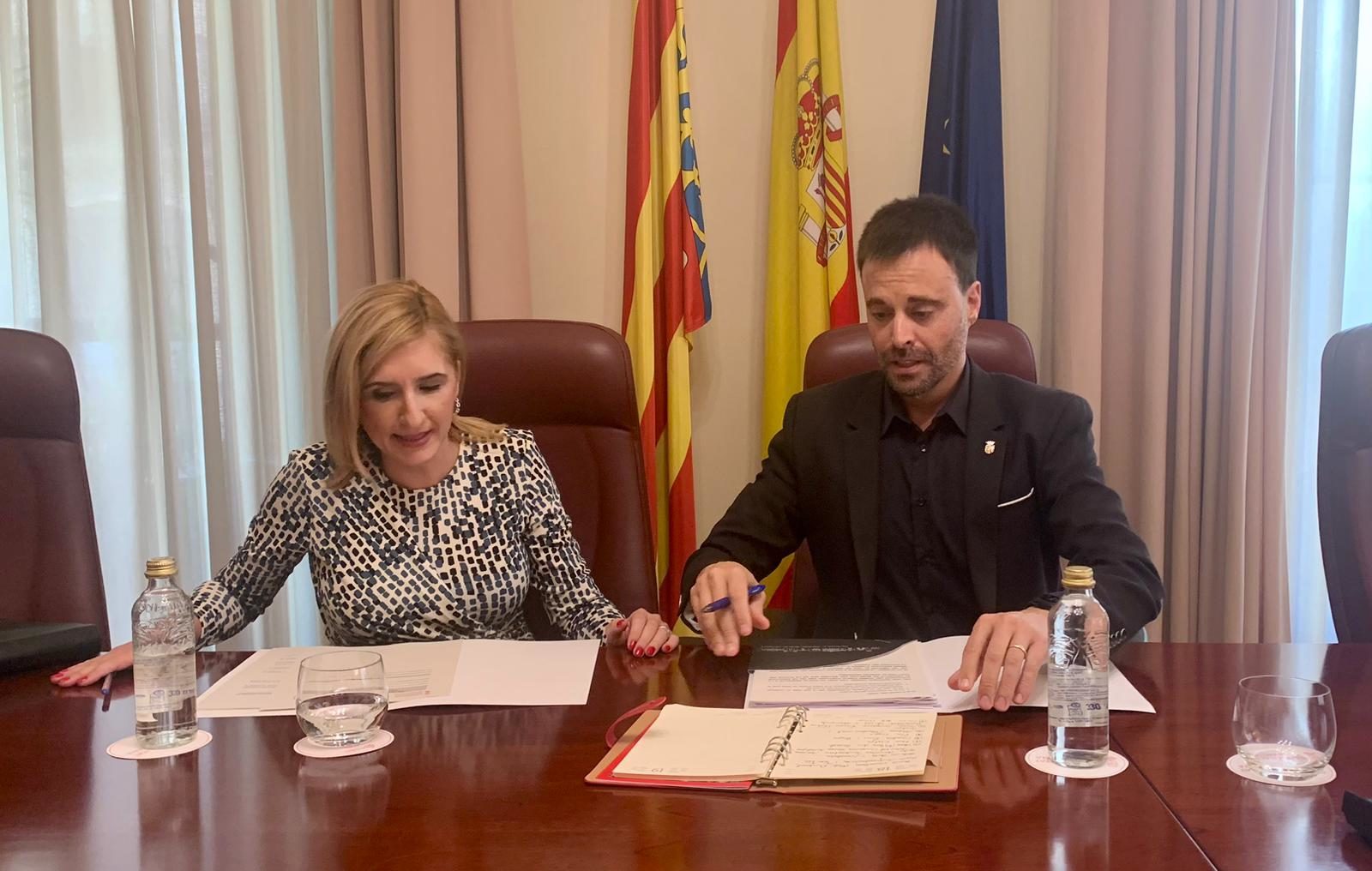Alsina es reuneix amb la consellera d'Infraestructures per avançar en el nou pla d'usos del port de Vinaròs