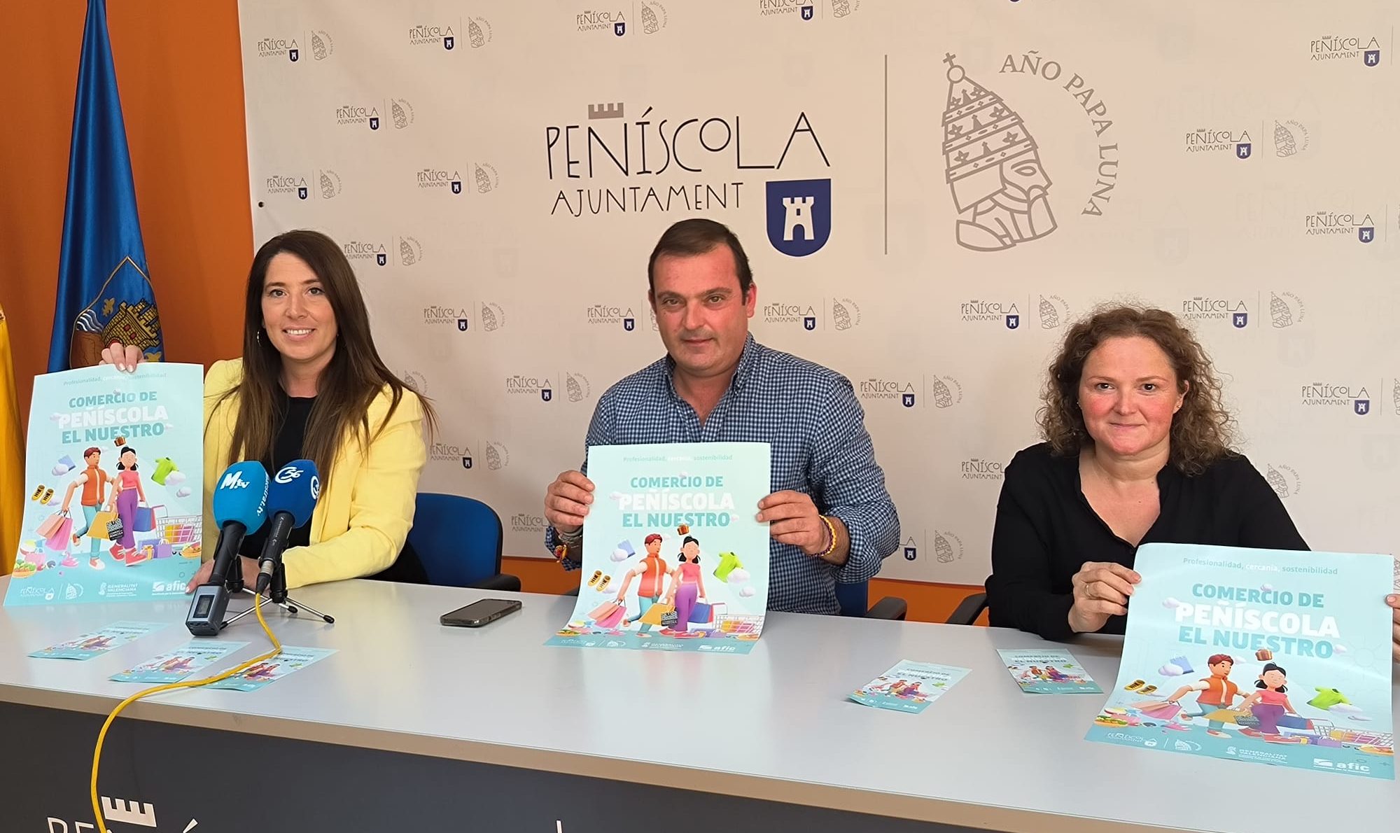 Peníscola llança una campanya de conscienciació i suport al comerç local