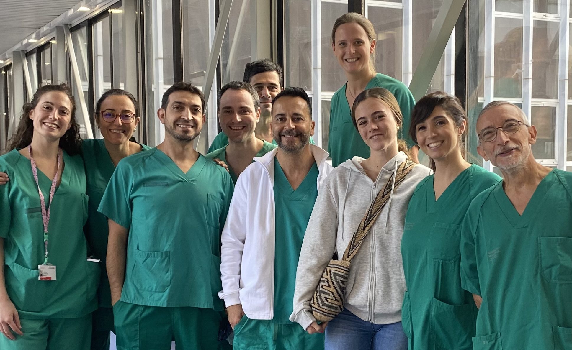 El Clínic de València dona un nou jupetí desfibril·lador portàtil a una jove amb risc de mort sobtada
