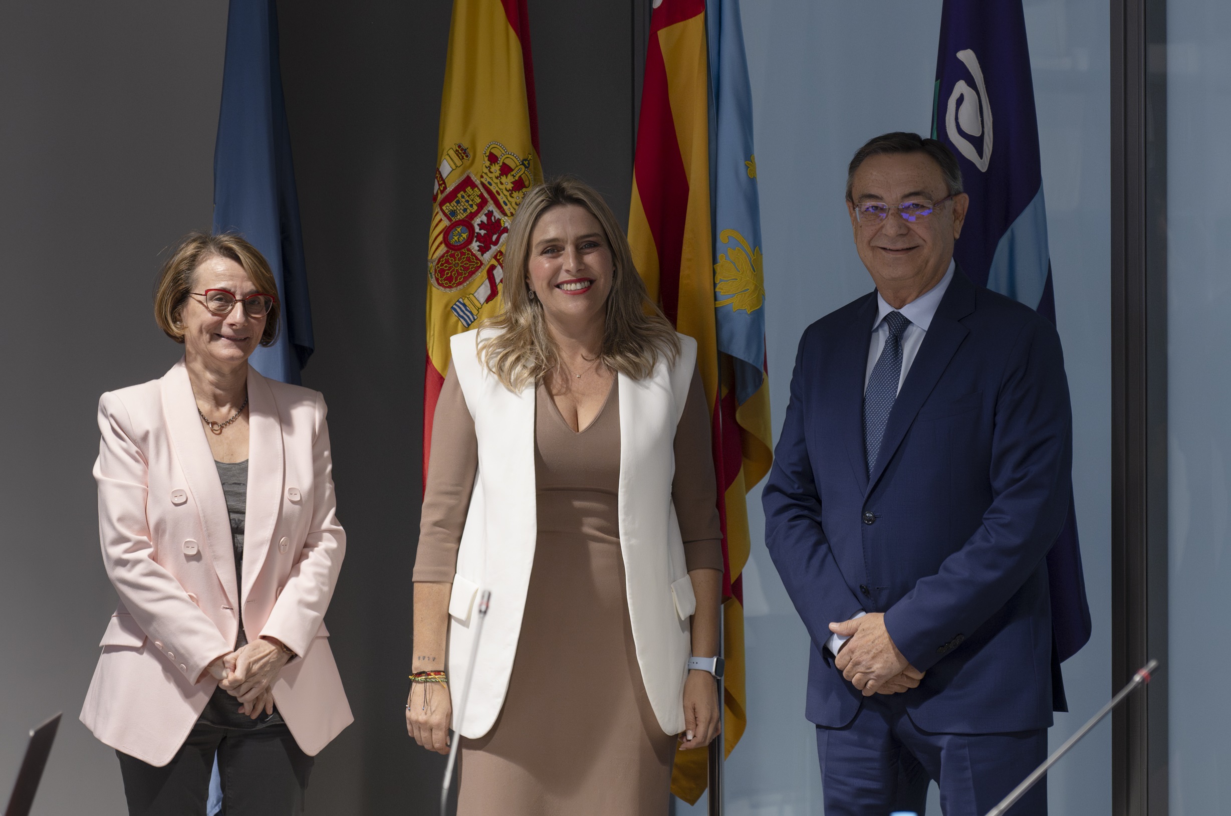Marta Barrachina pren possessió com a vocal del Consell Social de l'UJI