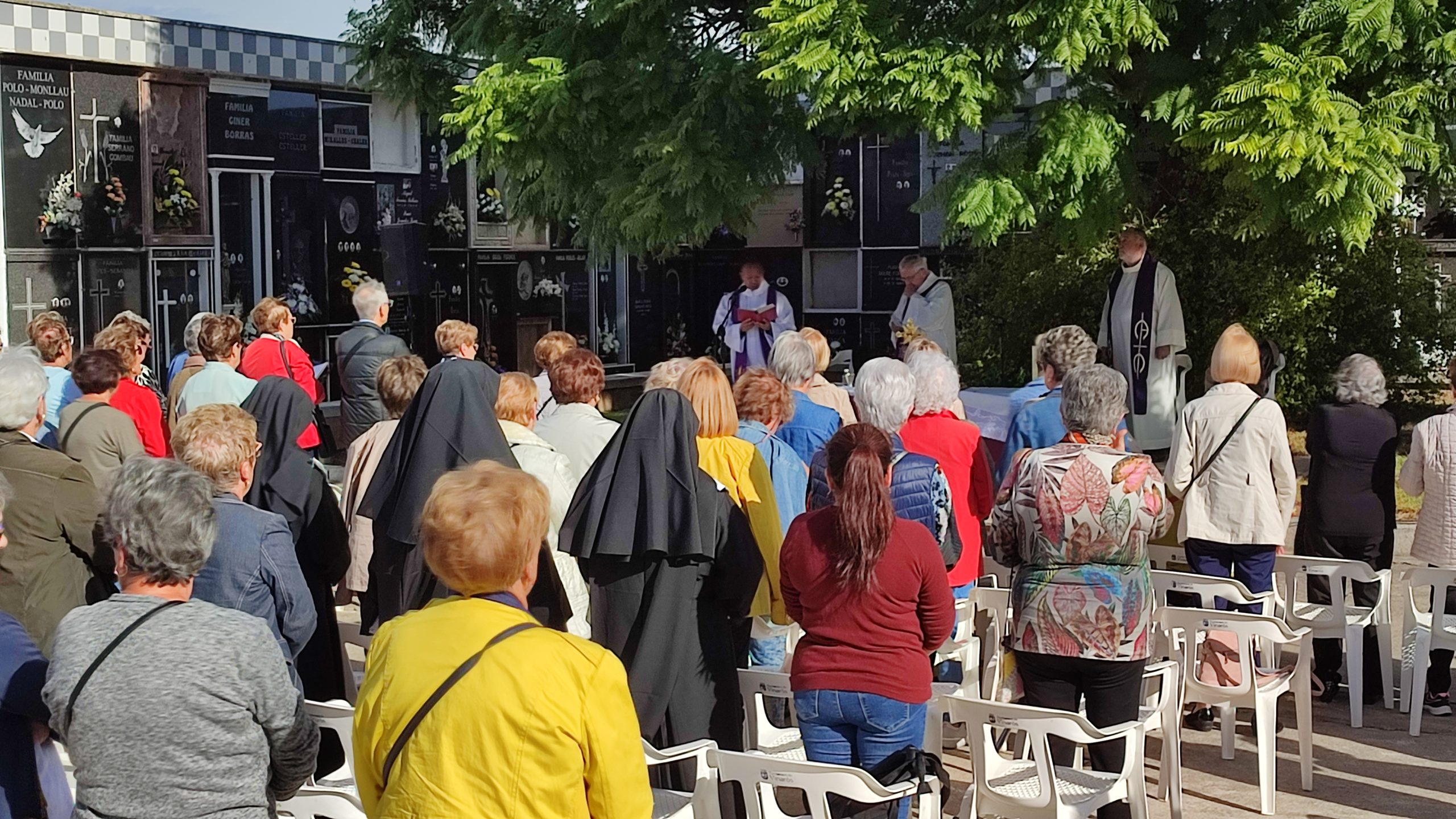 Celebració de Tots els Sants i dels Fidels Difunts a Vinaròs