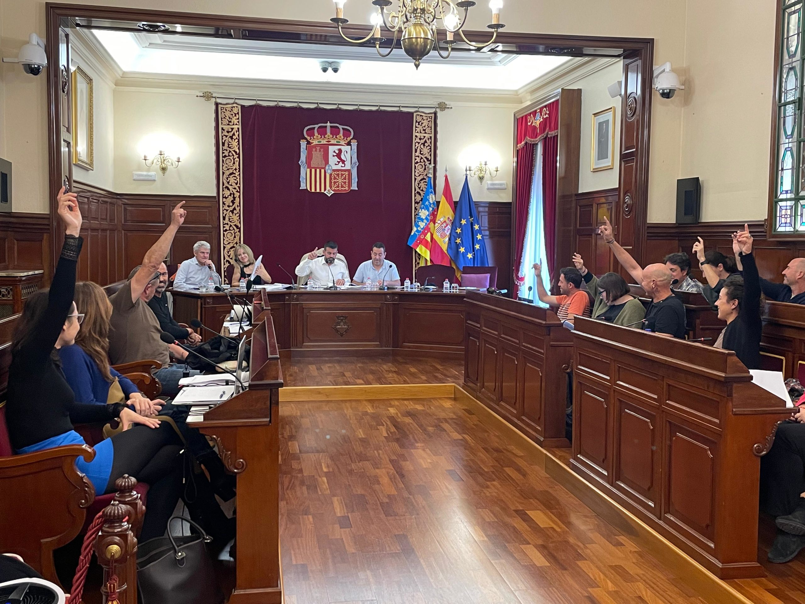 La Taula de Negociació del Consorci de Bombers aprova les bases per a cobrir les places vacants de la RPT