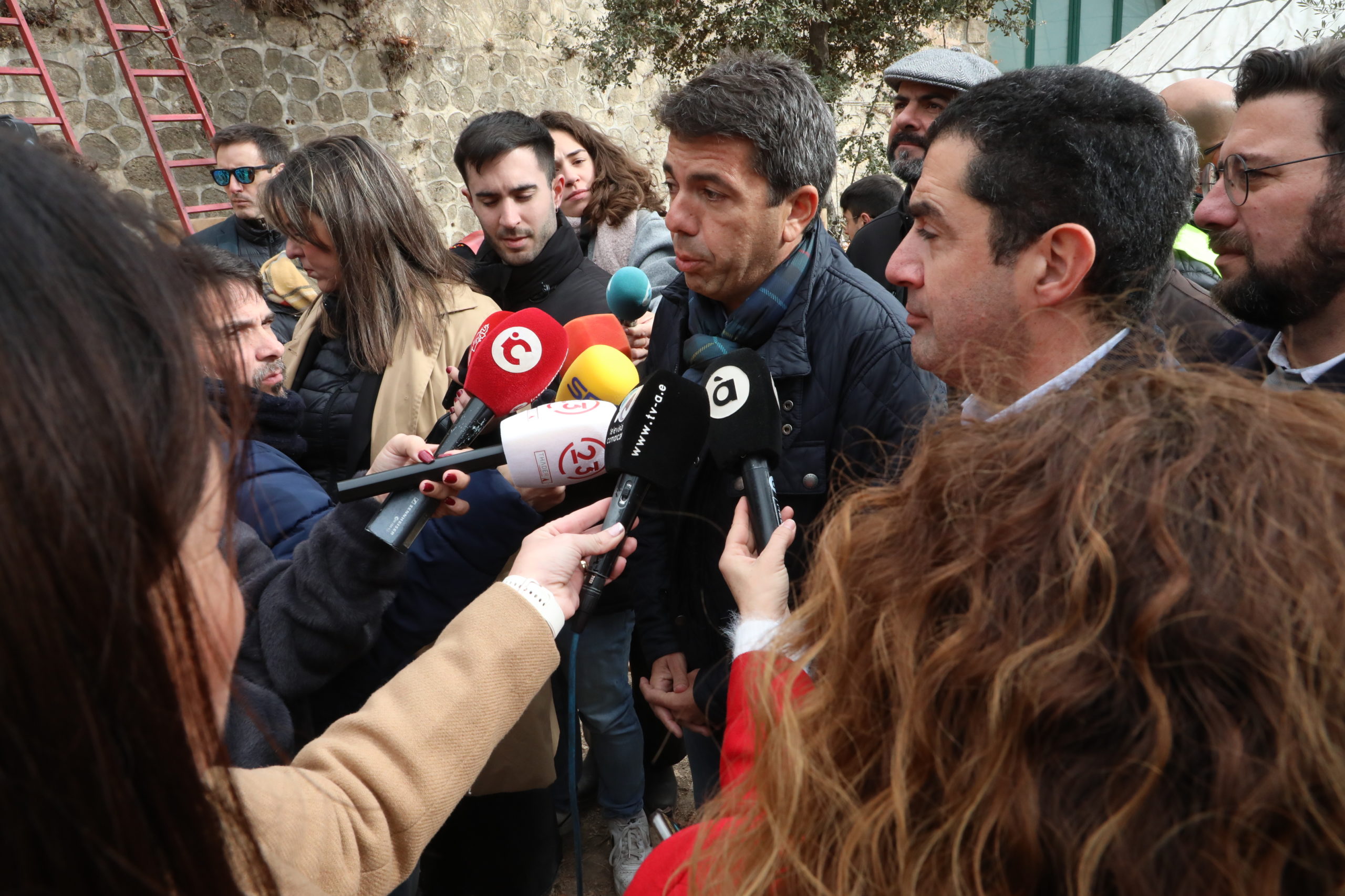 Mazón fa una crida per a vacunar-se contra la grip i la COVID-19 davant del repunt dels virus respiratoris