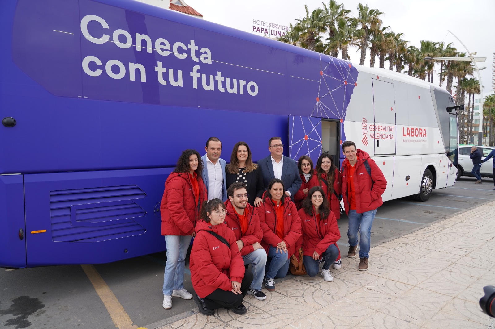 Dos autobusos de Labora recorreran les localitats sense oficina per a oferir assessorament en ocupació