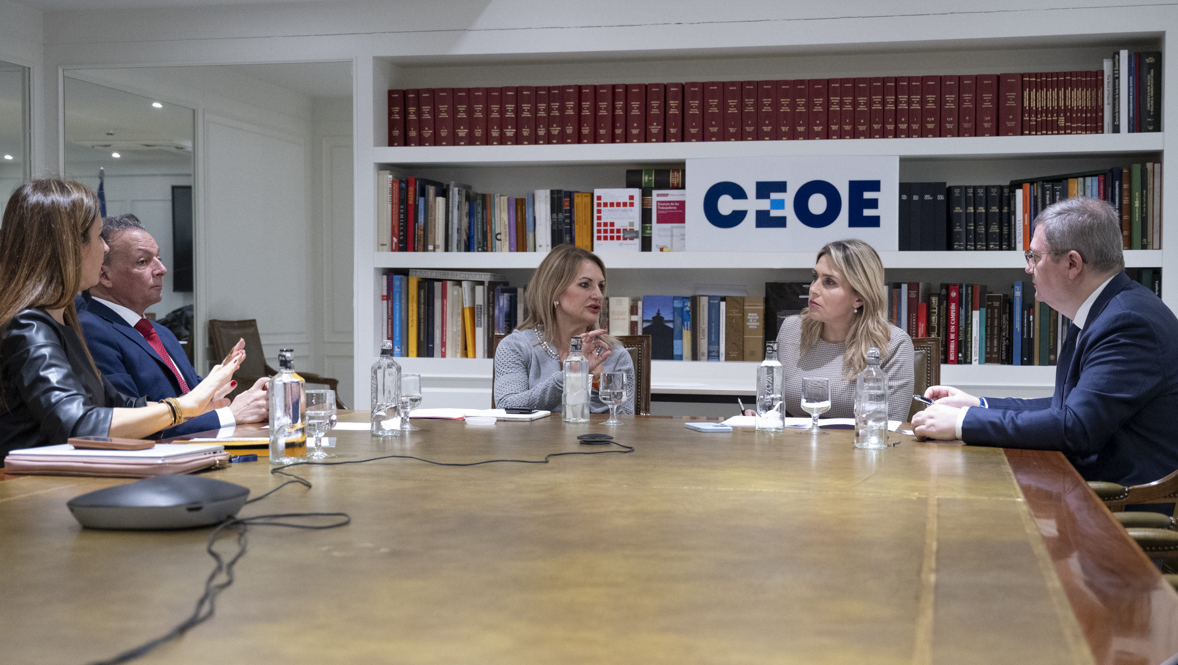 Marta Barrachina anuncia l'elaboració d'un estudi per a conéixer l'estat de l'economia de la província