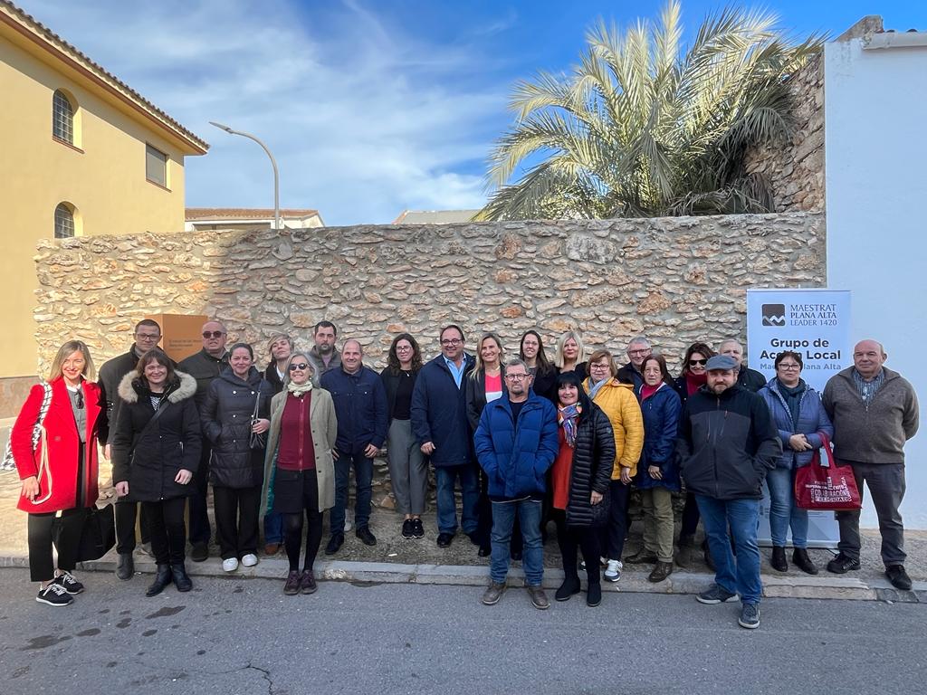 La delegada del Consell assisteix a Sant Rafel del Riu a l'exposició «Rurals i amb futur»