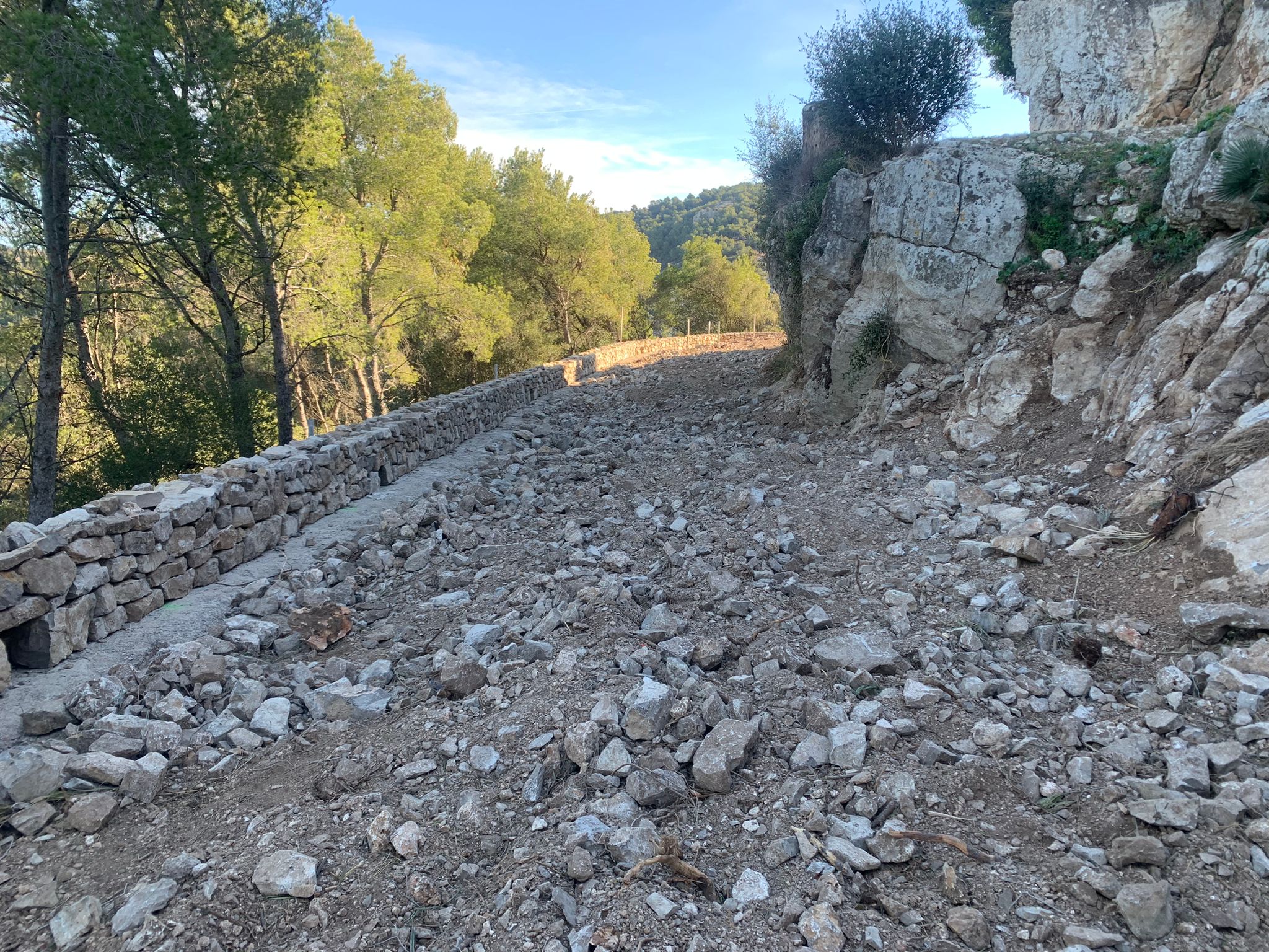 El nou accés al castell Polpis a Santa Magdalena va prenent forma