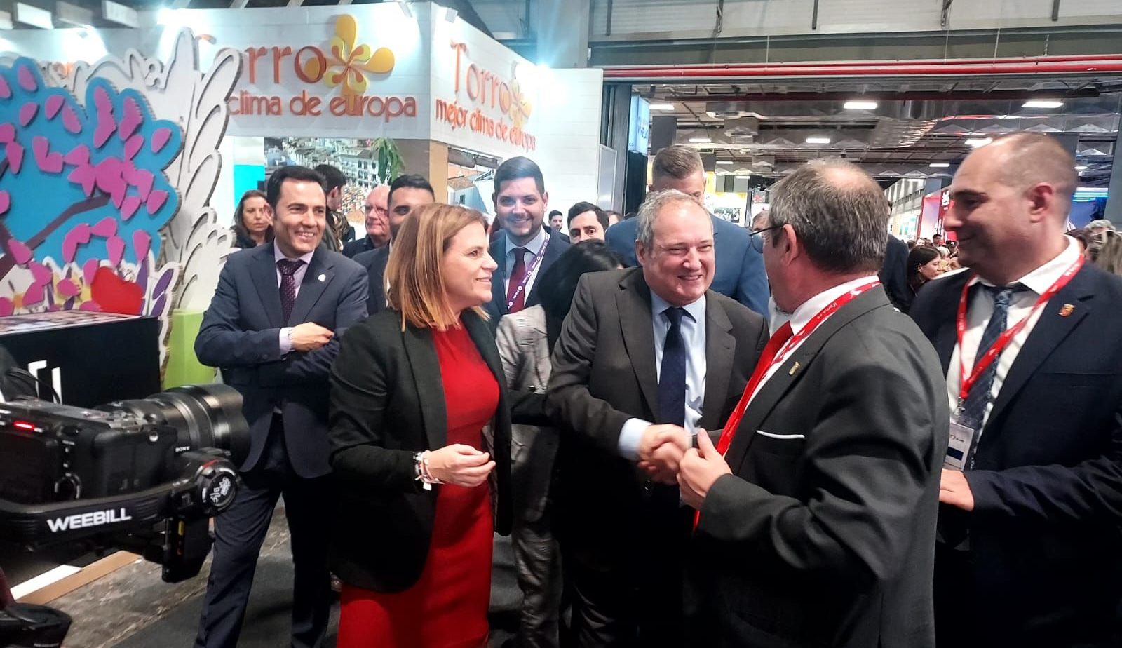 El ministre d'Indústria i Turisme visita l'espai de Castelló a FITUR