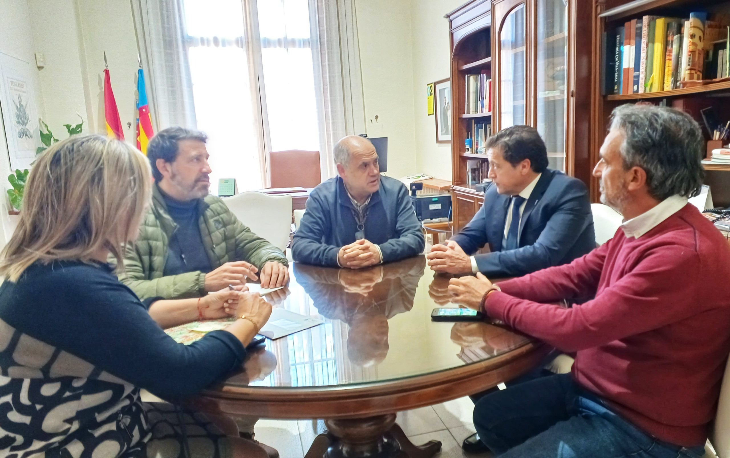 El director general d’Administració Local visita l’Ajuntament de Benicarló