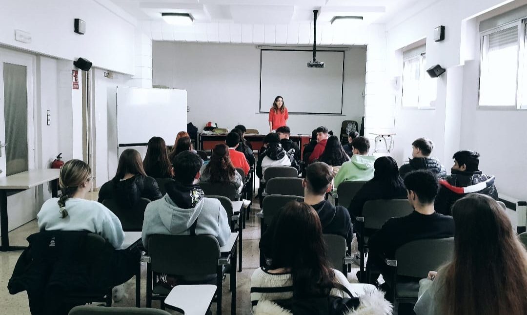 Més d’una vintena de joves participen en el Curs de monitor/a de temps lliure a Vinaròs