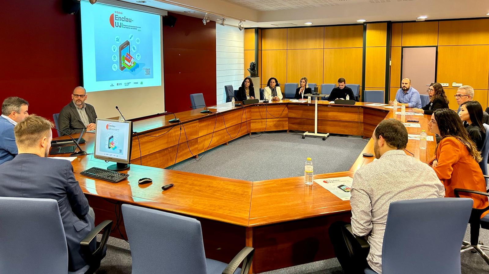 El GAL Maestrat Plana Alta i l'UJI convoquen 16 beques per a potenciar el desenvolupament rural