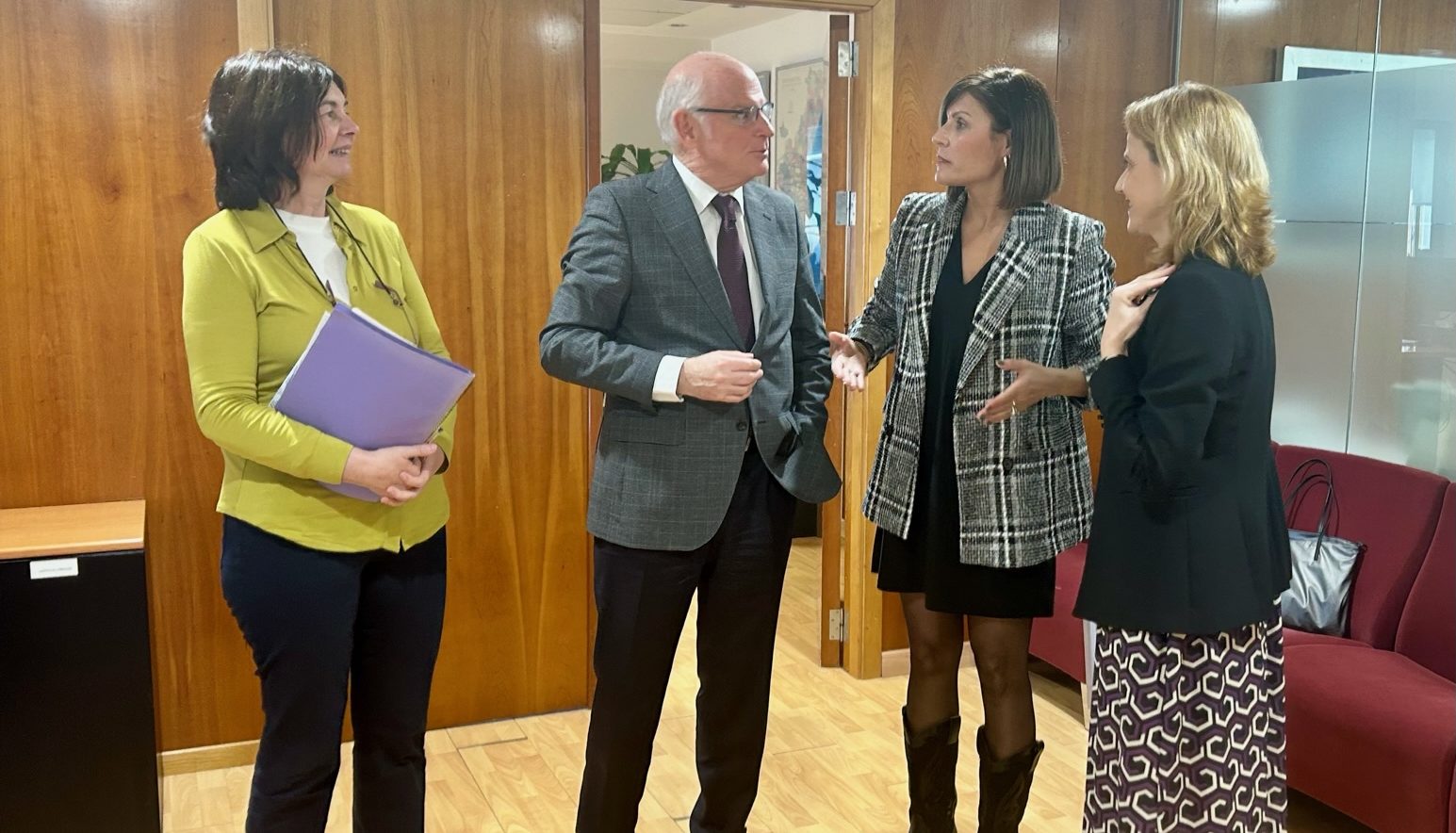 La Diputació intensifica esforços per a fomentar l'ocupació i contribuir al desenvolupament