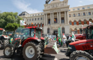 Més de 800 llauradors i ramaders de LA UNIÓ participen demà en la gran protesta de Madrid