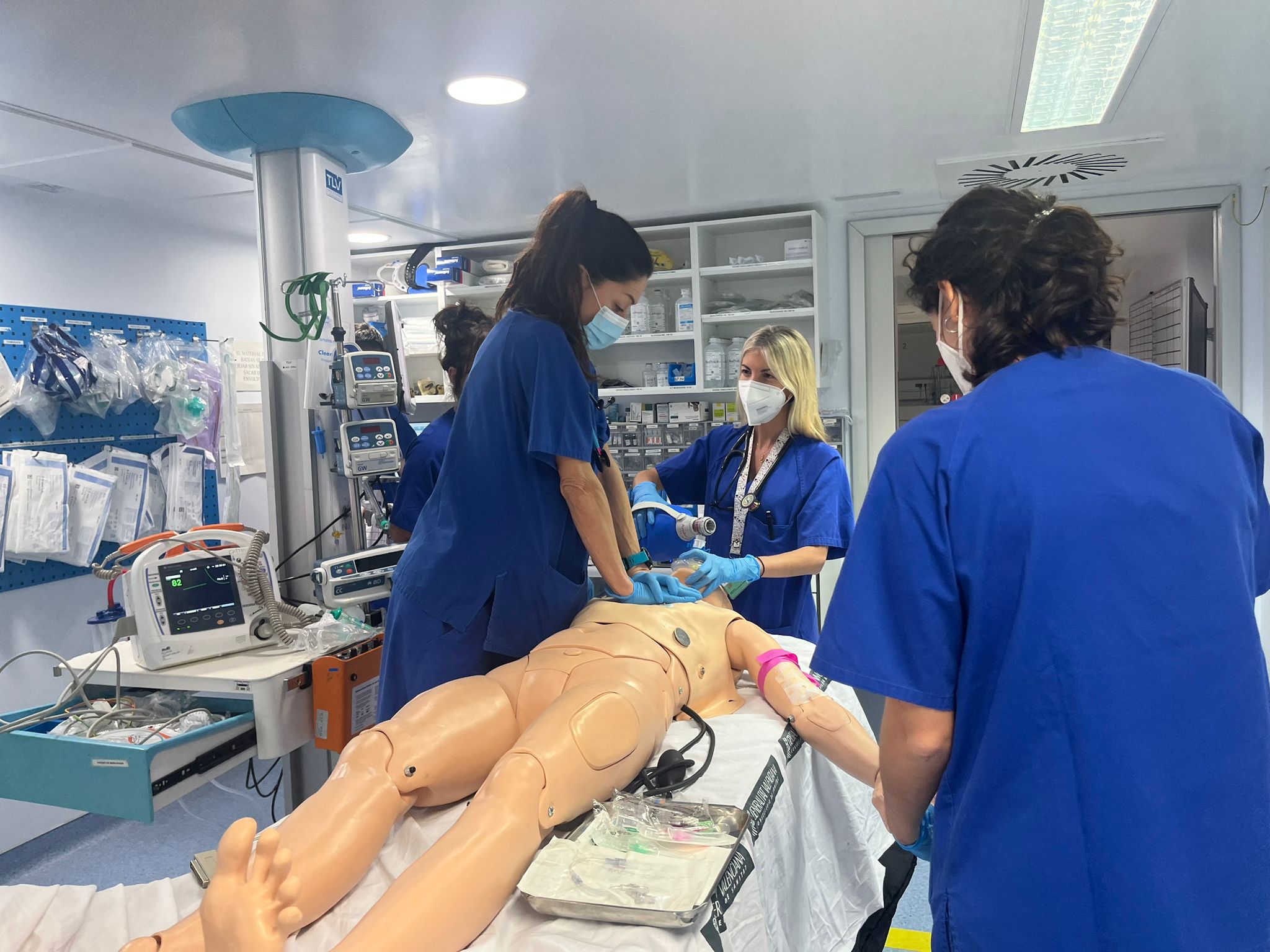 El Clínic incorpora un programa diari de simulació clínica per a millorar l'atenció del pacient crític