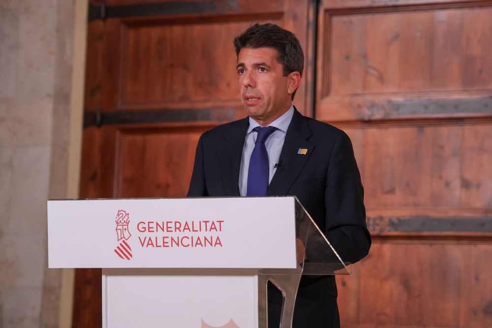 Mazón viatja a Catalunya per a mostrar als empresaris «una CV lliure, amable i oberta a la inversió»
