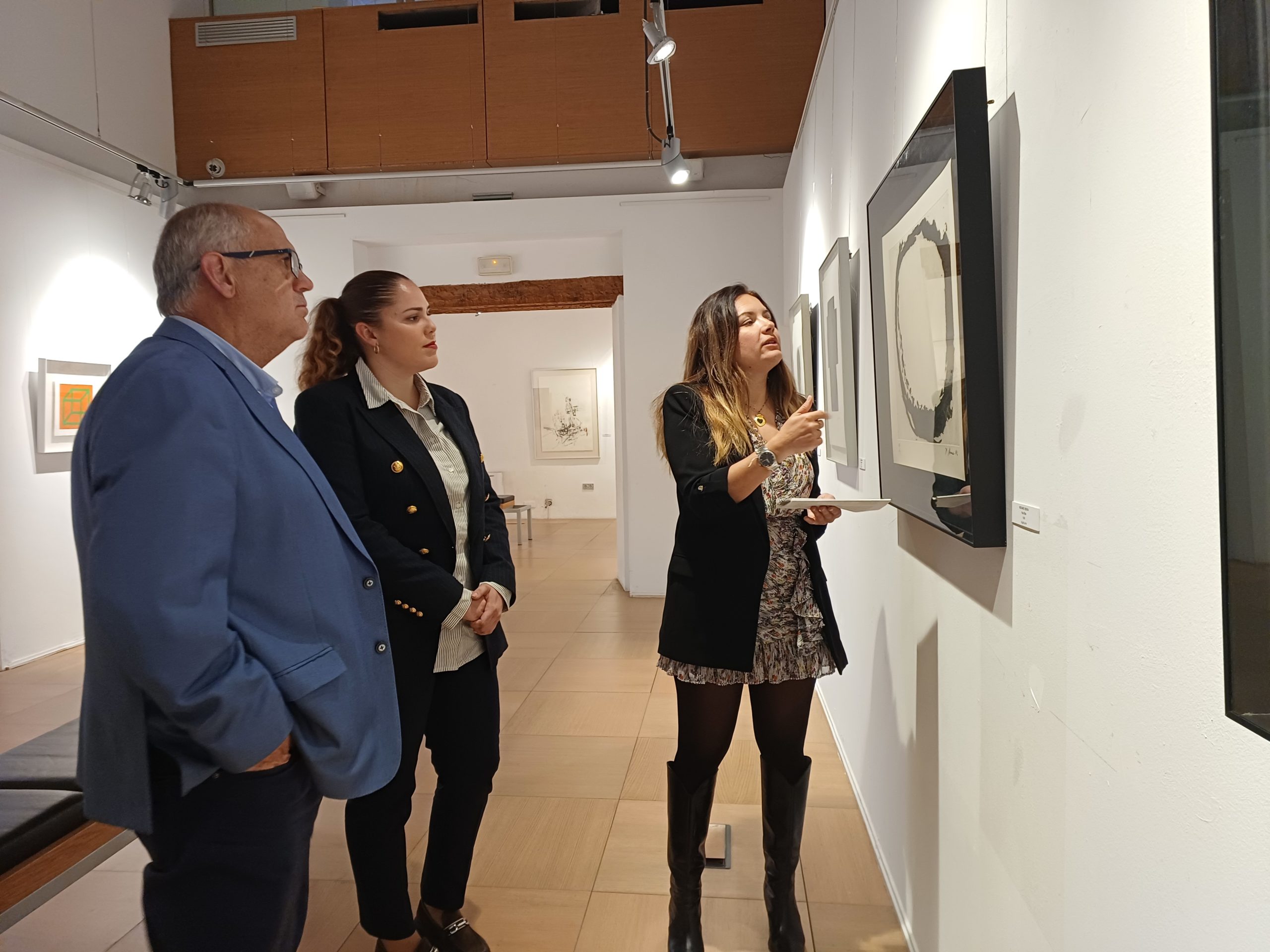 Benicarló inaugura l’exposició «Obra gràfica contemporània: de Picasso a Obey»